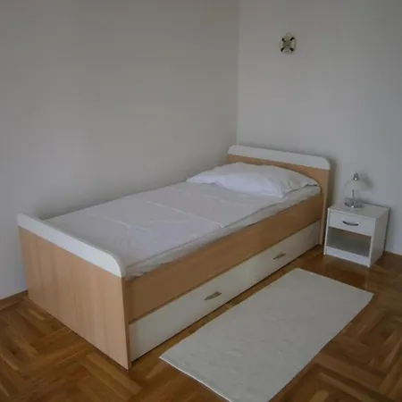Modernes Mit Panoramablick Zum Und Ortsmitte - B58649 * Нови-Винодолски